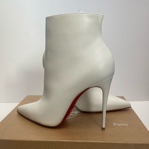 Christian Louboutin So Kate Booty - White